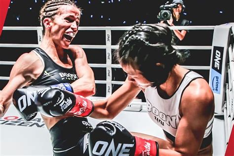  Oomph! The Bangkok Beatdown: When Thai Pop Sensation Oom Pang Met Her Match in Muay Thai Mayhem!